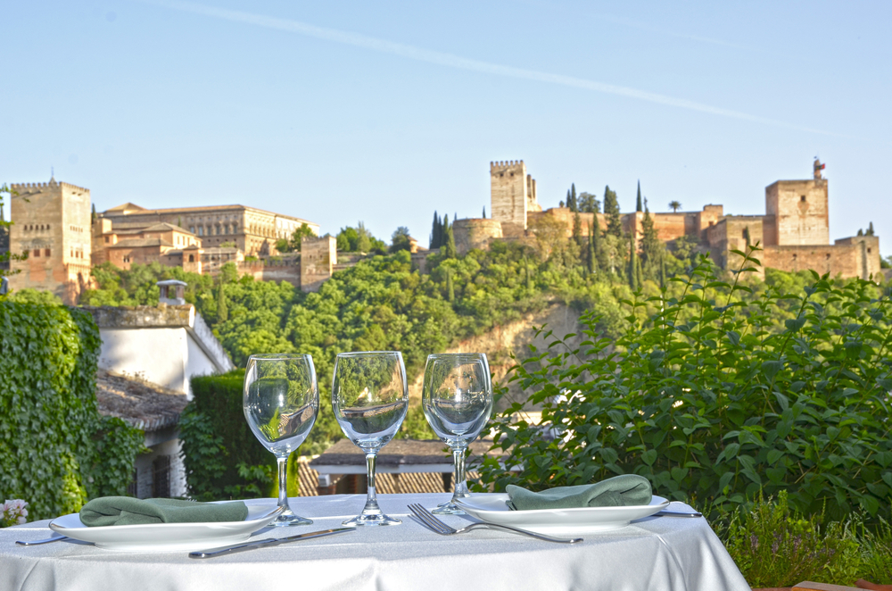 Almuerzo con vistas a la Alhambra