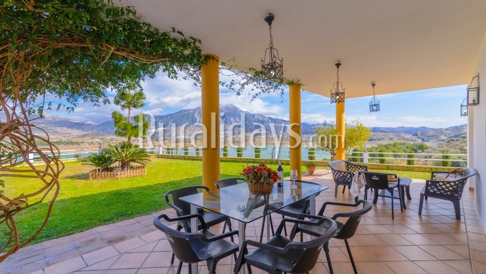 Villa con impresionantes vistas en Viñuela - MAL0295