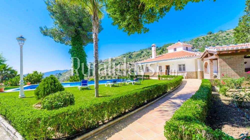 Villa con increíbles vistas (Alozaina, Málaga)