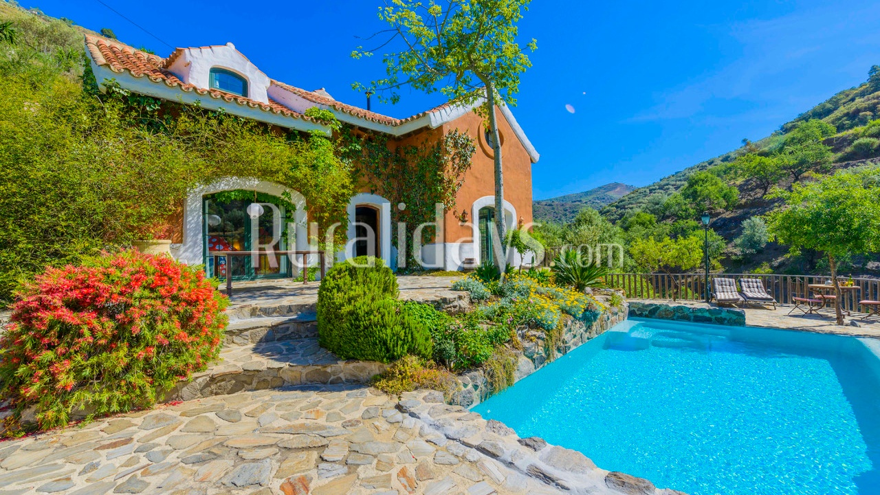 Villa pas chère sur la Costa del Sol à Arenas, Malaga