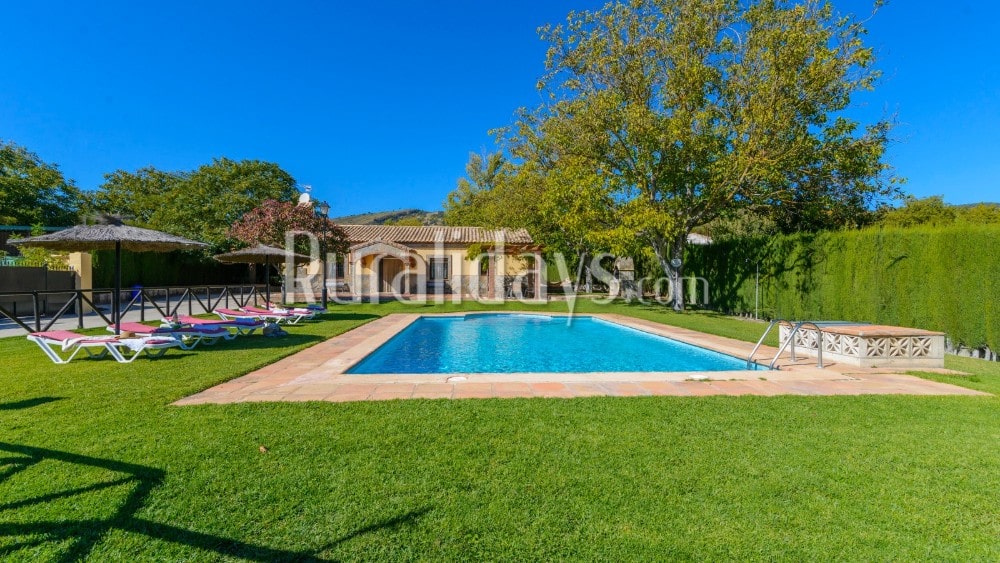 Villa au charme rustique avec un espace extérieur splendide à Ronda - MAL1701