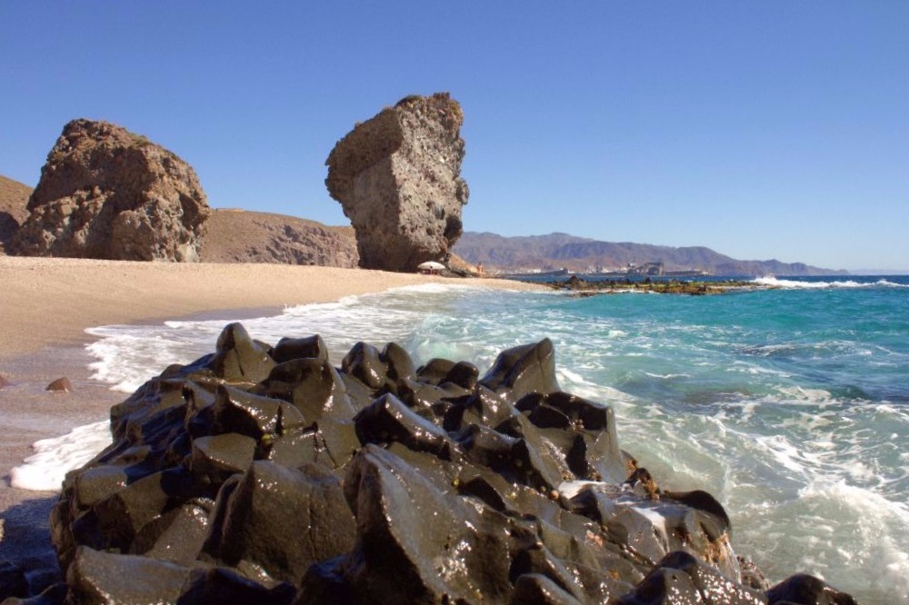 Les 12 meilleures plages d'Andalousie - Découvrez quelle plage andalouse  est faite pour vous ! : Guides Go