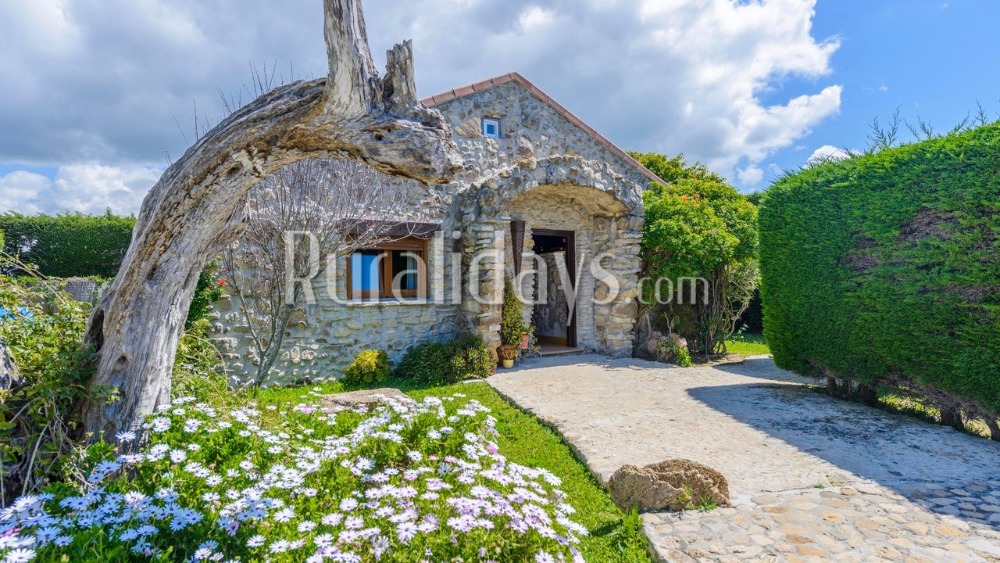 Villa aus Kalkstein mit charmanten Innenbereich in Vejer de la Frontera (Cadiz)