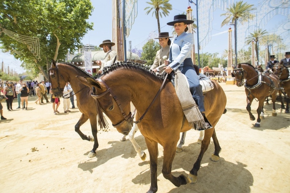 Paseo de Jinetes y Caballos durante la Feria del Caballo en Jerez