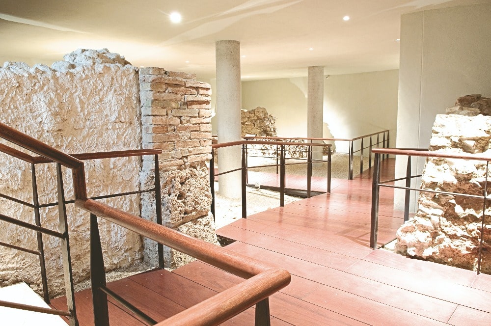 Restos arqueológicos en el Museo Picasso en Málaga