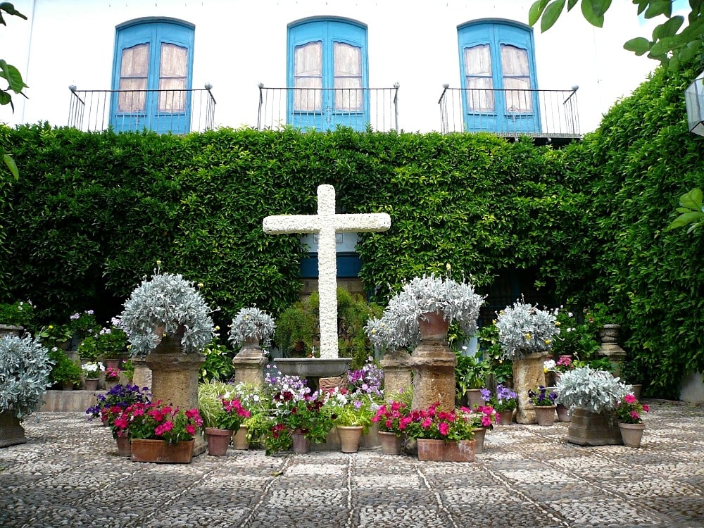 Visitar Córdoba en mayo - Cruces de Mayo